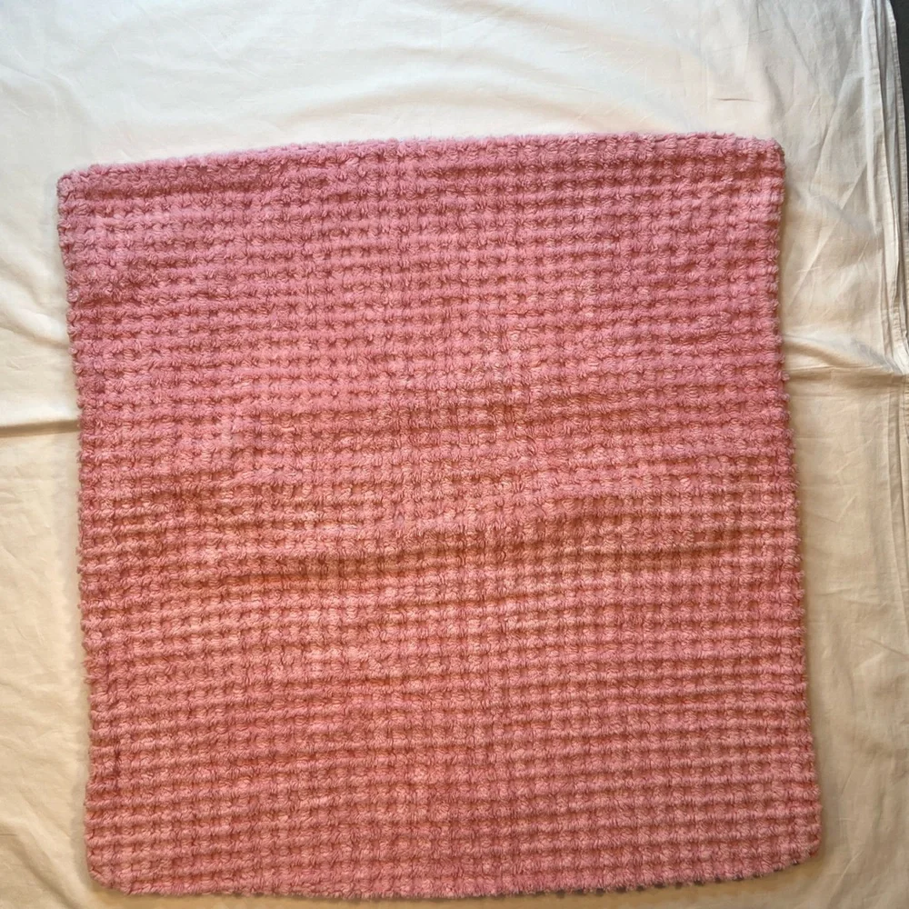 Chenille Vintage Pink‎ Euro Sham, 26” x 25” Cotton